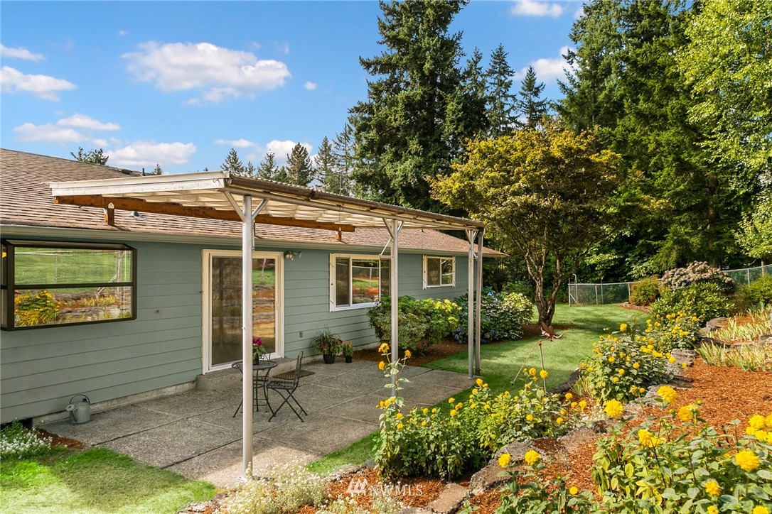 17806 Southeast 146th Street Renton, WA 98059 - Photo 7 of 21