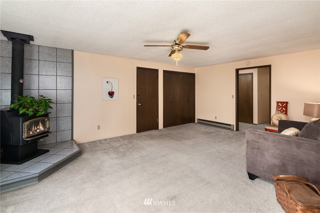 17806 Southeast 146th Street Renton, WA 98059 - Photo 10 of 21