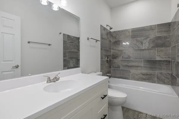 $299,900 | 510 East 15th Street, Eldon, MO 65026