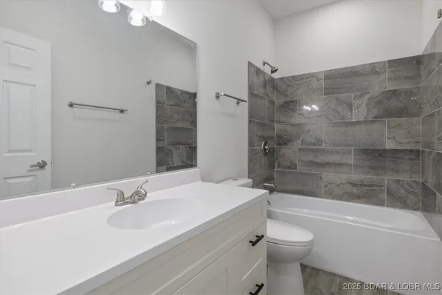 $299,900 | 510 East 15th Street, Eldon, MO 65026