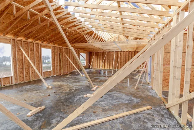 $299,900 | 510 East 15th Street, Eldon, MO 65026