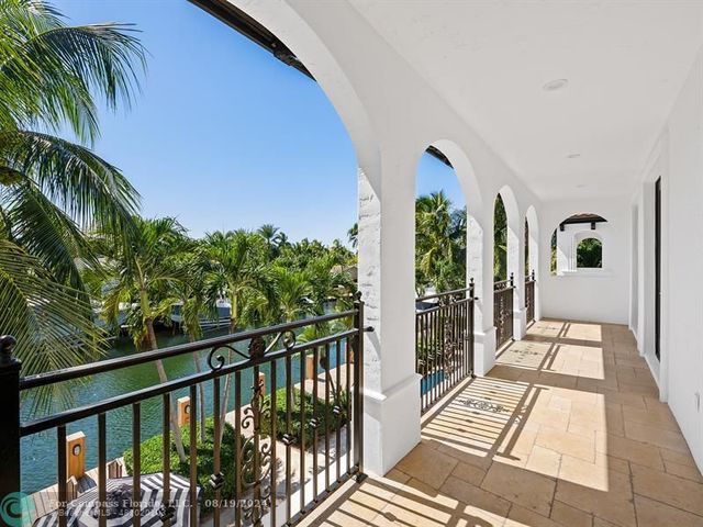 $6,250,000 | 2524 Northeast 27th Street, Lighthouse Point, FL 33064