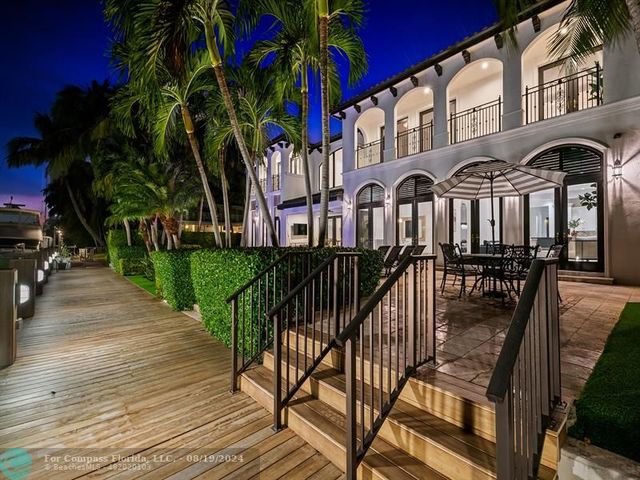 $6,250,000 | 2524 Northeast 27th Street, Lighthouse Point, FL 33064