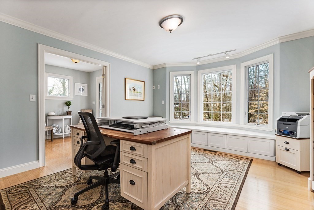 320 Gannett Road Scituate, MA 02066 - Photo 13 of 32 Gallery Image 13