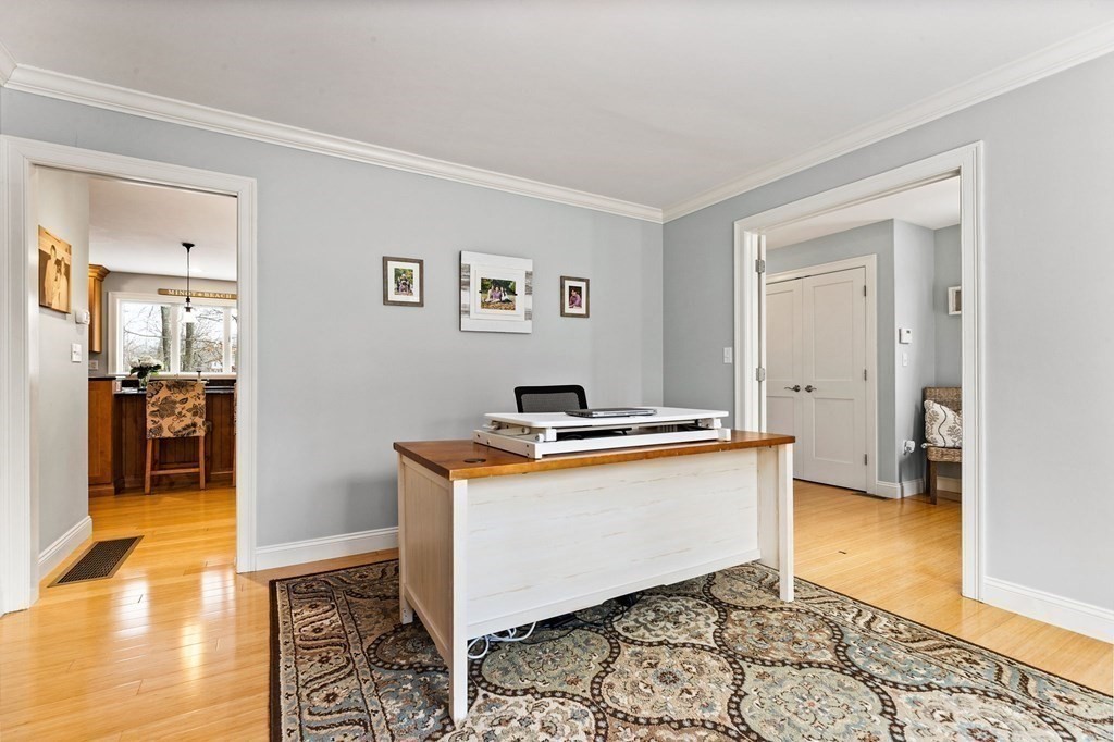 320 Gannett Road Scituate, MA 02066 - Photo 14 of 32 Gallery Image 14