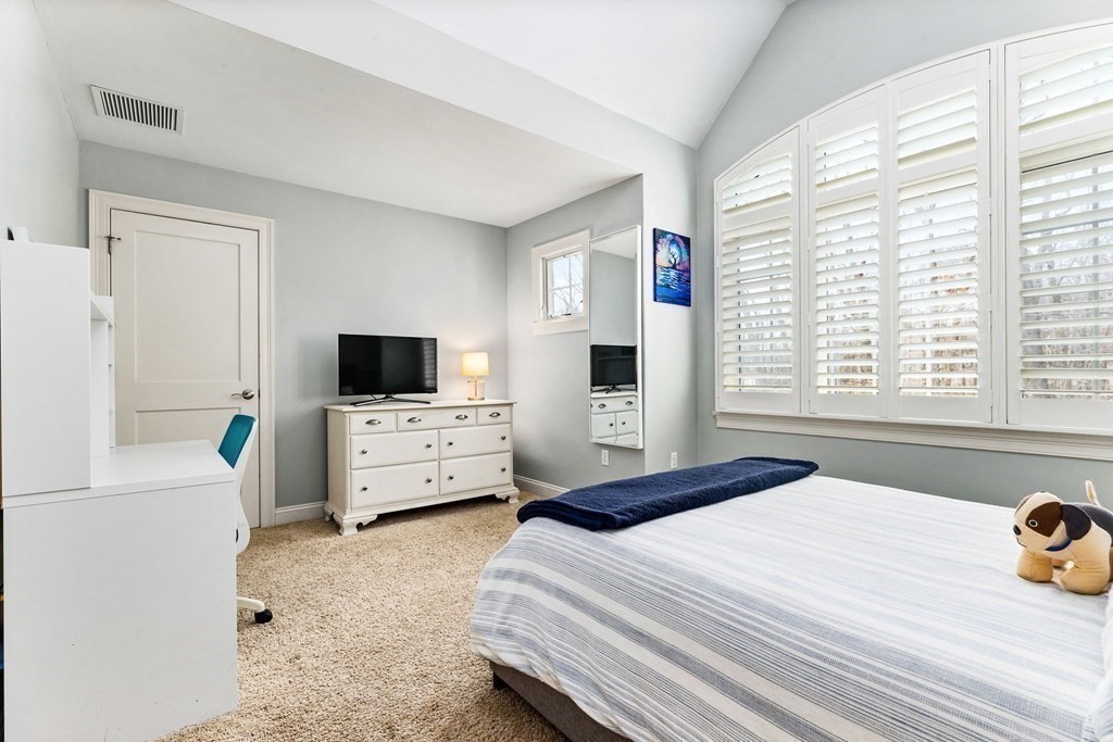 320 Gannett Road Scituate, MA 02066 - Photo 20 of 32 Gallery Image 20
