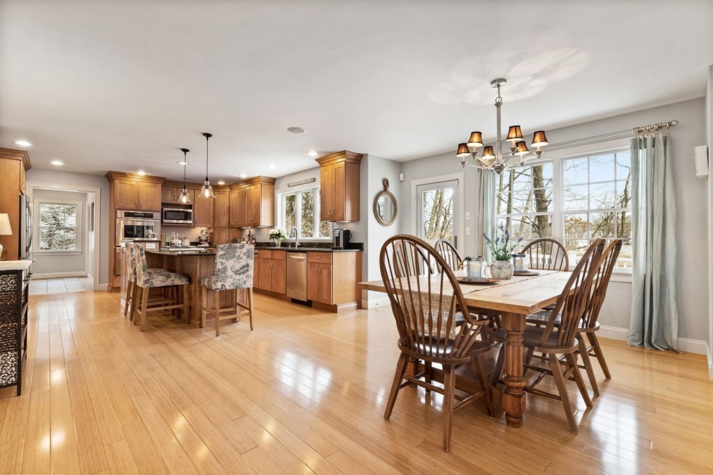 320 Gannett Road Scituate, MA 02066 - Photo 7 of 32 Gallery Image 7