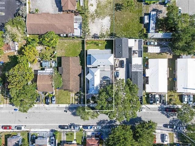 $1,137,000 | 1076 Northwest 55th Street, Miami, FL 33127