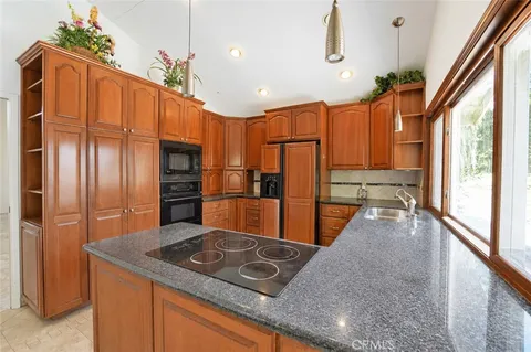 $1,400,000 | 25572 Gloriosa Drive, Mission Viejo, CA 92691