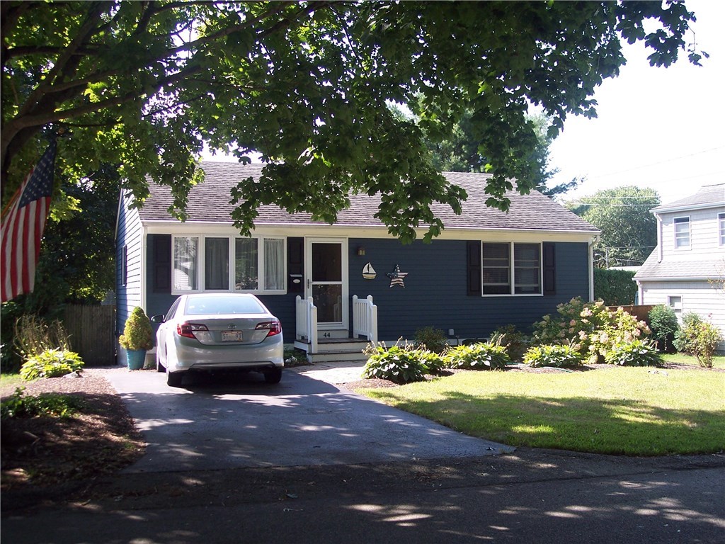 44 Fales Road Bristol, RI 02809 - Photo 1 of 19
