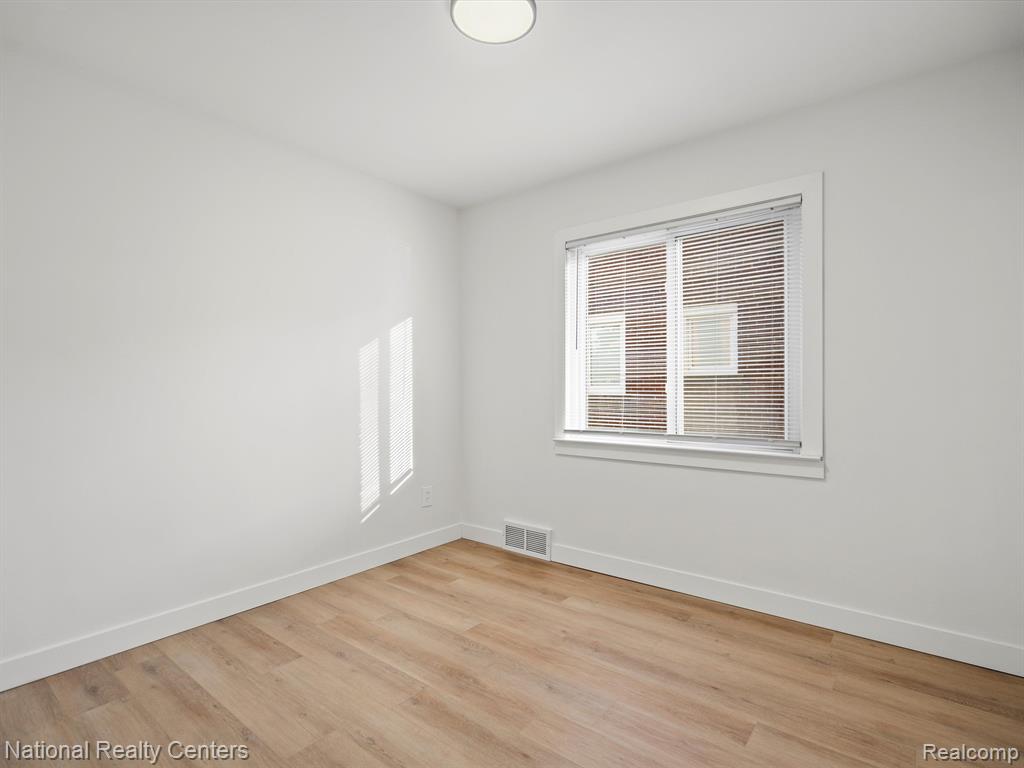497 Coolidge Road Birmingham, MI 48009 - Photo 21 of 29