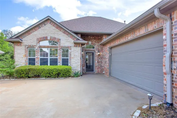 $345,500 | 2111 Renaissance Drive, Denison, TX 75020