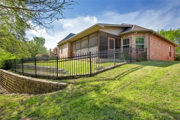 $345,500 | 2111 Renaissance Drive, Denison, TX 75020