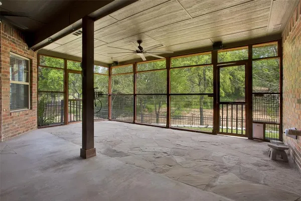 $345,500 | 2111 Renaissance Drive, Denison, TX 75020