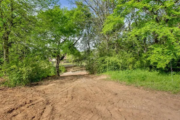 $345,500 | 2111 Renaissance Drive, Denison, TX 75020