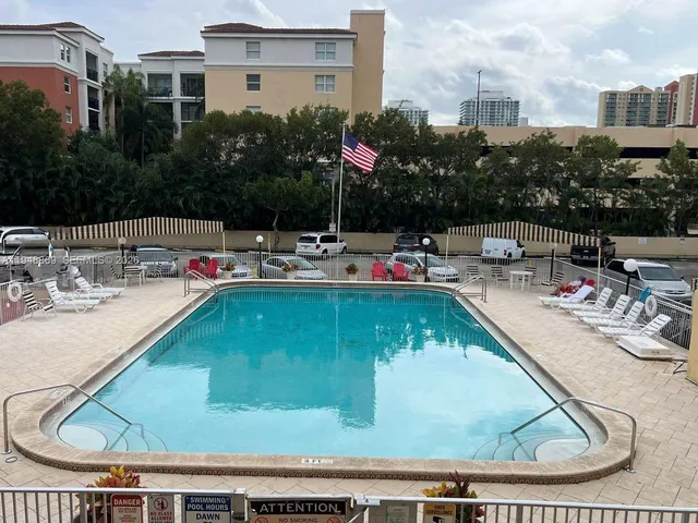 $1,800 | 210 172nd Street, Unit 234, Sunny Isles Beach, FL 33160