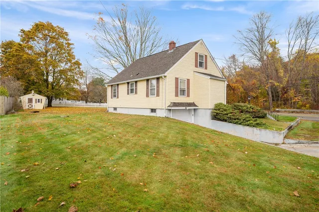 $419,900 | 4022 Diamond Hill Road, Cumberland, RI 02864