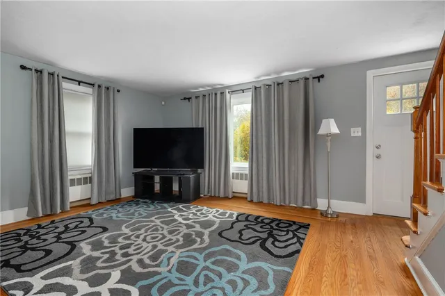 $419,900 | 4022 Diamond Hill Road, Cumberland, RI 02864