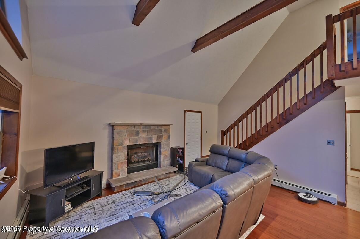 93 Bender Road Gouldsboro, PA 18424 - Photo 10 of 11 93 BENDER LIVING ROOM