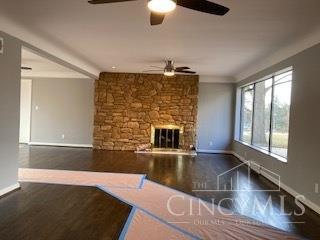 1130 Neeb Road Cincinnati, OH 45233 - Photo 3 of 38 LR - Coved ceiling. New Light Fixtures / Paddle Fan.