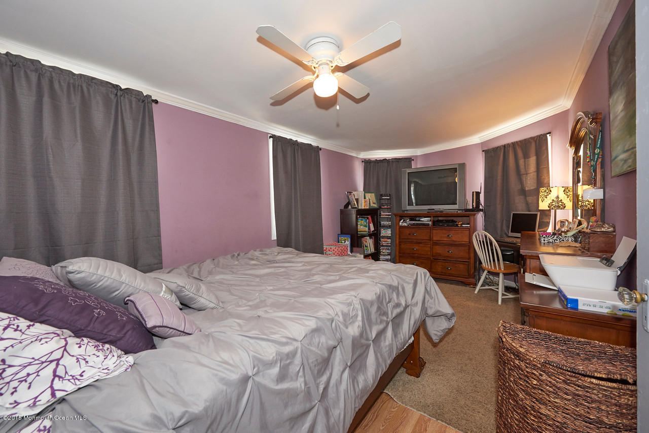 215 Lloyd Road Aberdeen, NJ 07747 - Photo 14 of 23 BAP_7678-X2