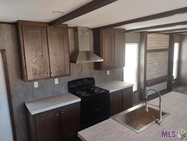 $1,800 | 18884 Scivicque Lane, Denham Springs, LA 70726