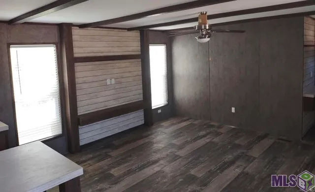 $1,800 | 18884 Scivicque Lane, Denham Springs, LA 70726