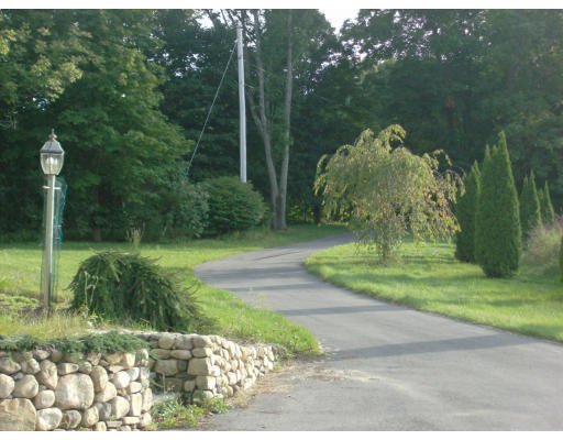 695 Main Street Boxford, MA 01921 - Photo 3 of 7