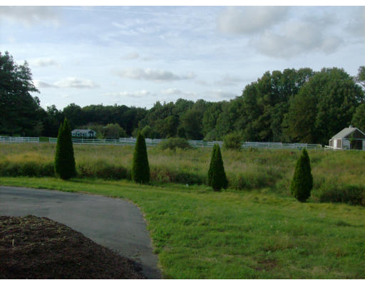 695 Main Street Boxford, MA 01921 - Photo 4 of 7