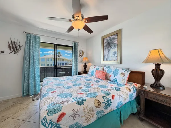 $219,900 | 2290 North Fulton Beach Road, Unit 215, Rockport, TX 78382