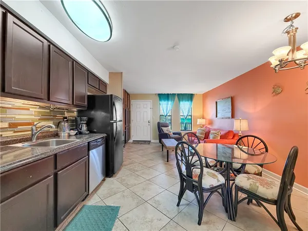 $219,900 | 2290 North Fulton Beach Road, Unit 215, Rockport, TX 78382