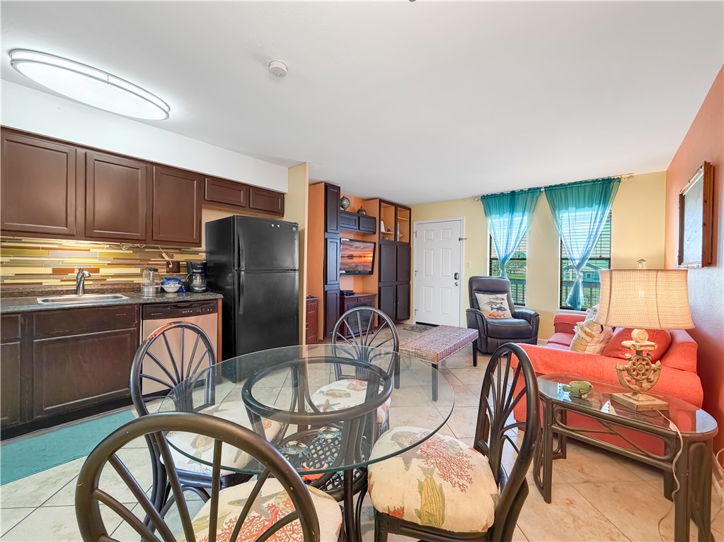 2290 North Fulton Beach Road, Unit 215 Rockport, TX 78382 - Photo 9 of 29