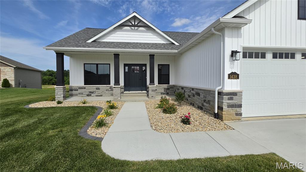 1438 Montauk Road Troy, IL 62294 - Photo 3 of 98