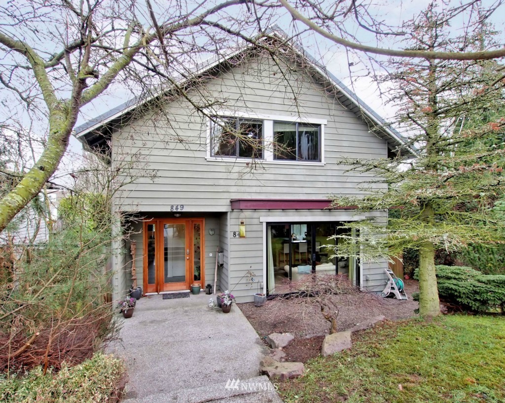 849 Main Street Edmonds, WA 98020 - Photo 1 of 23 Gallery Image 1