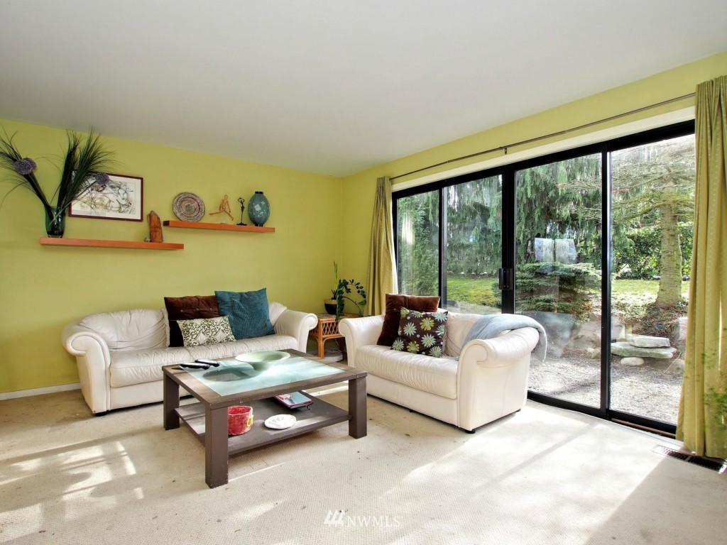 849 Main Street Edmonds, WA 98020 - Photo 3 of 23 Gallery Image 3