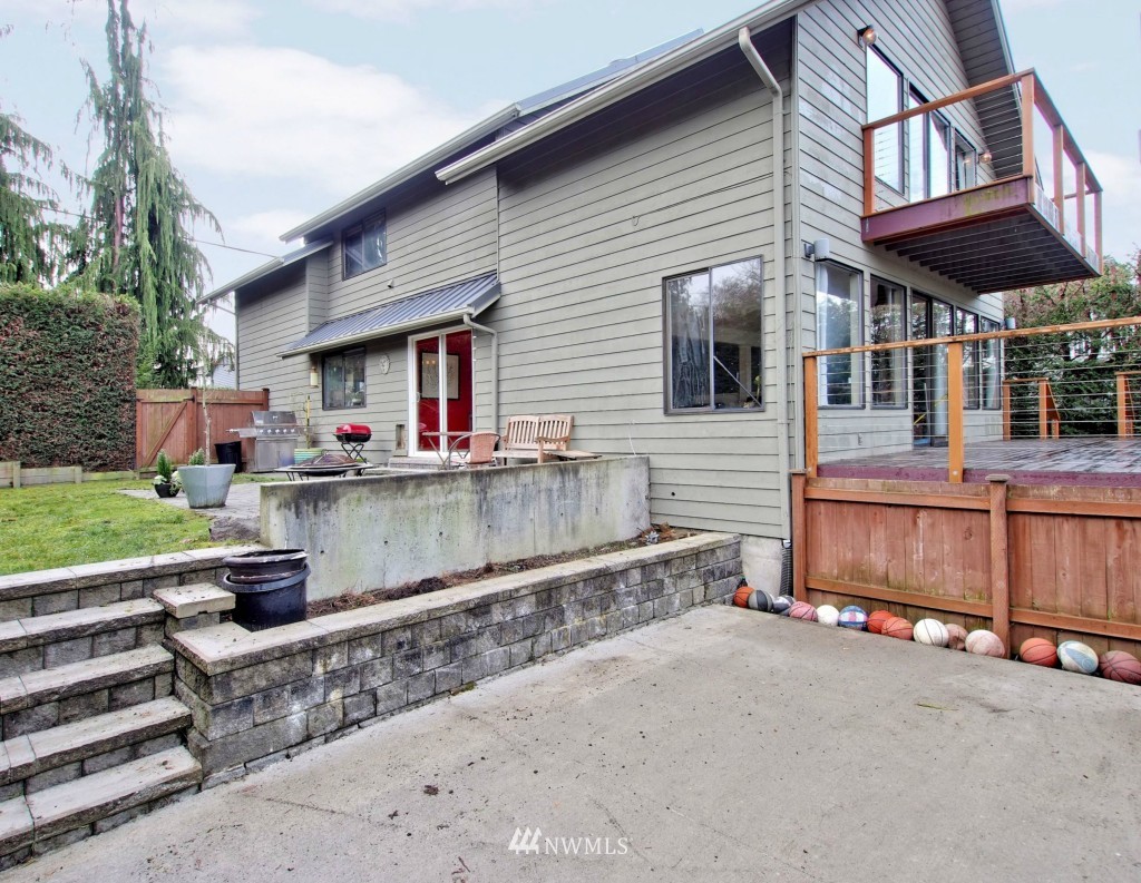 849 Main Street Edmonds, WA 98020 - Photo 21 of 23 Gallery Image 21