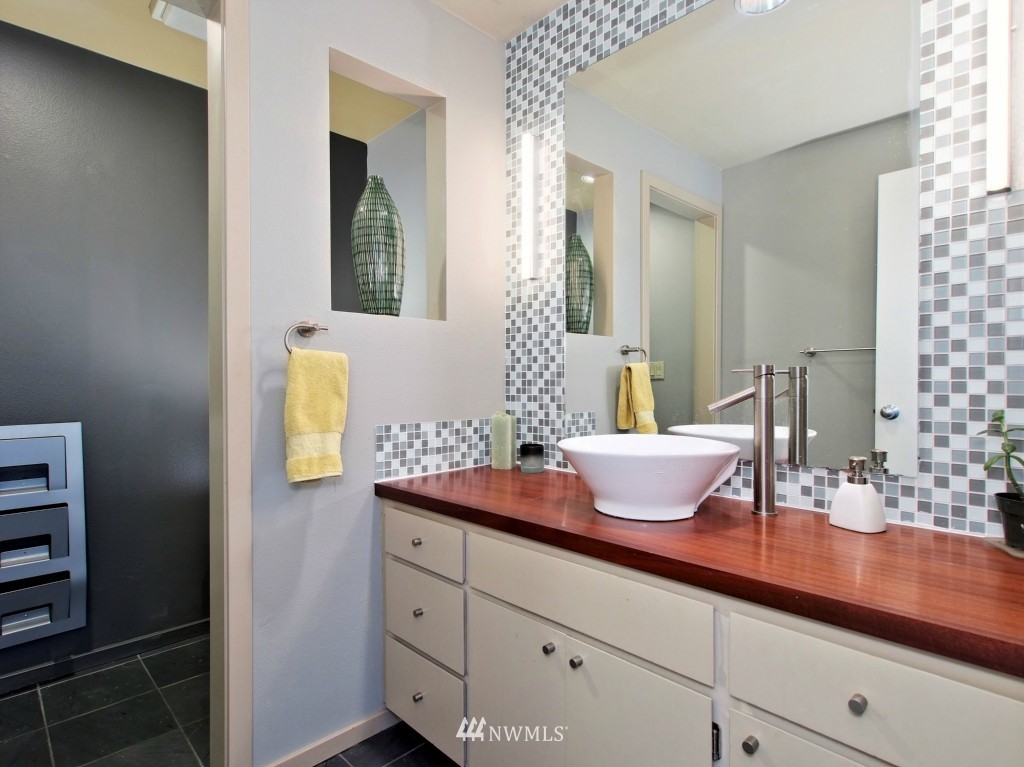 849 Main Street Edmonds, WA 98020 - Photo 6 of 23 Gallery Image 6