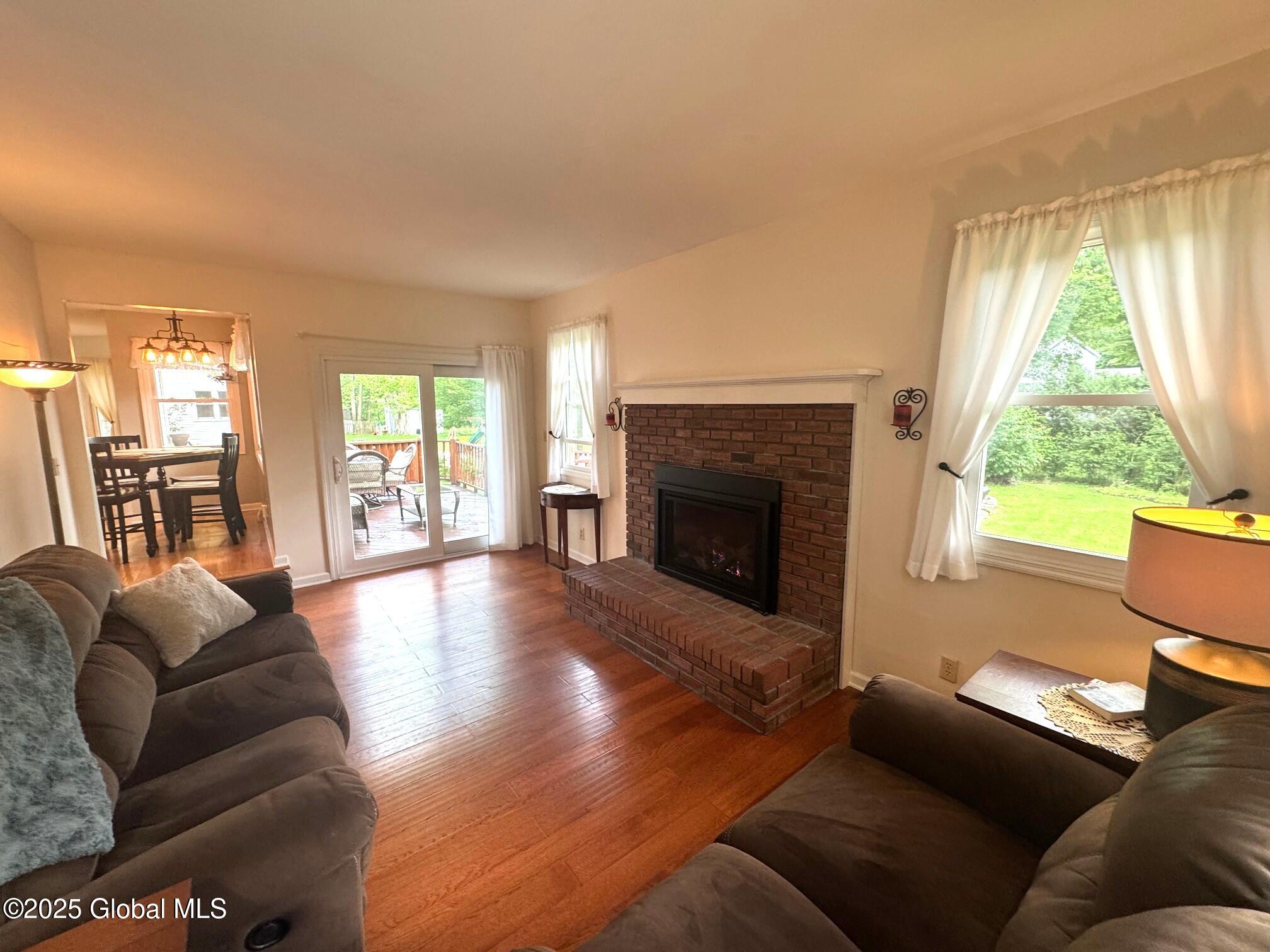 31 Dunwoodie Road Bethlehem, NY 12077 - Photo 16 of 58 IMG_9645