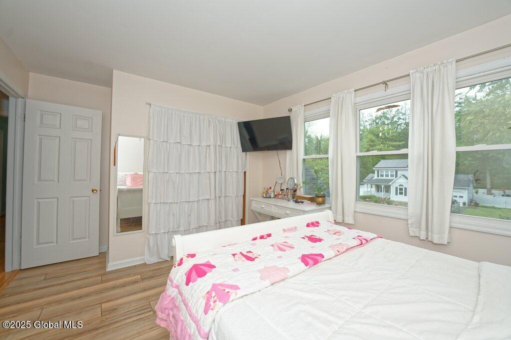 31 Dunwoodie Road Bethlehem, NY 12077 - Photo 27 of 58 038-7 Bedroom 2_m