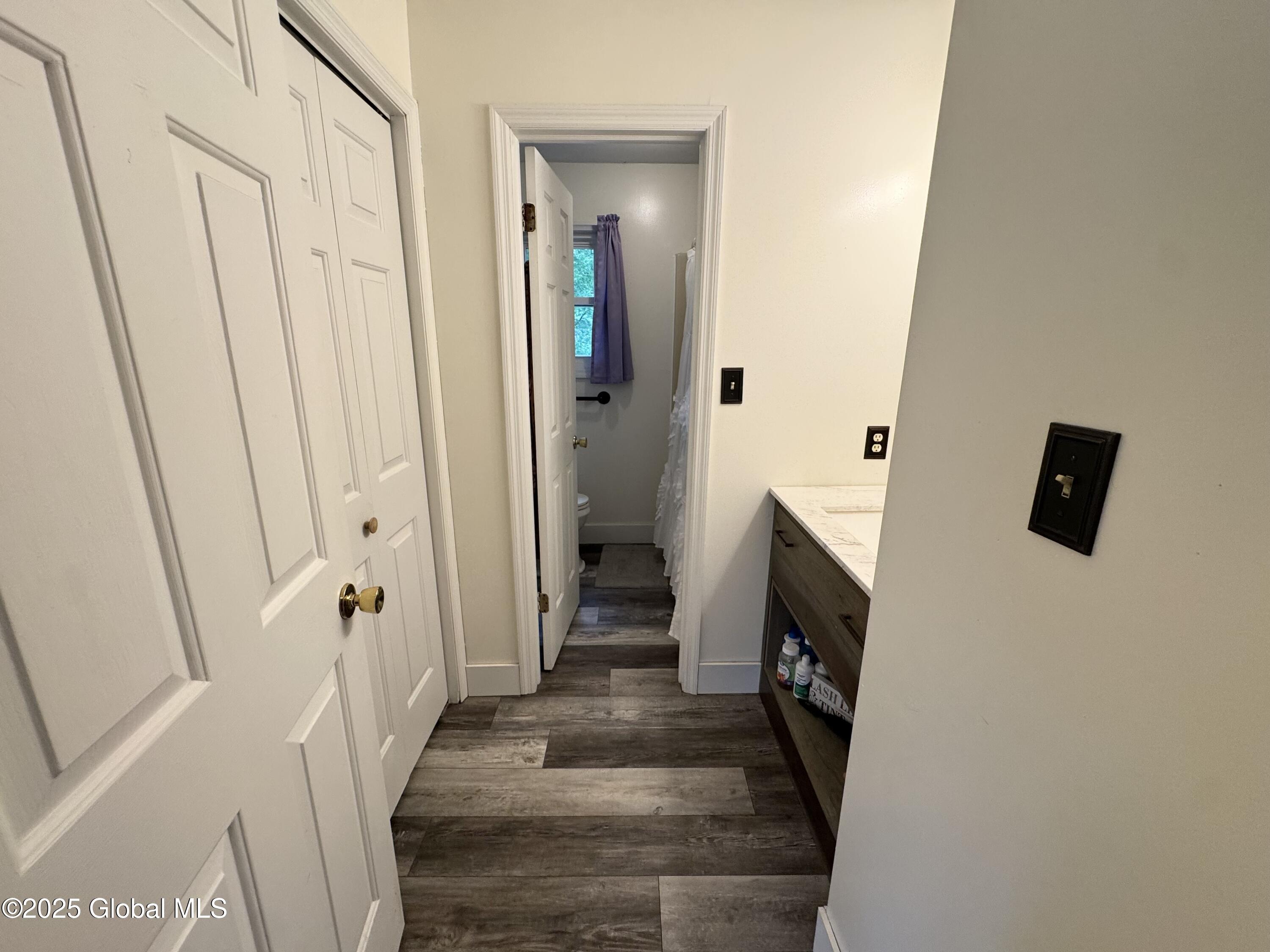 31 Dunwoodie Road Bethlehem, NY 12077 - Photo 28 of 58 IMG_9659