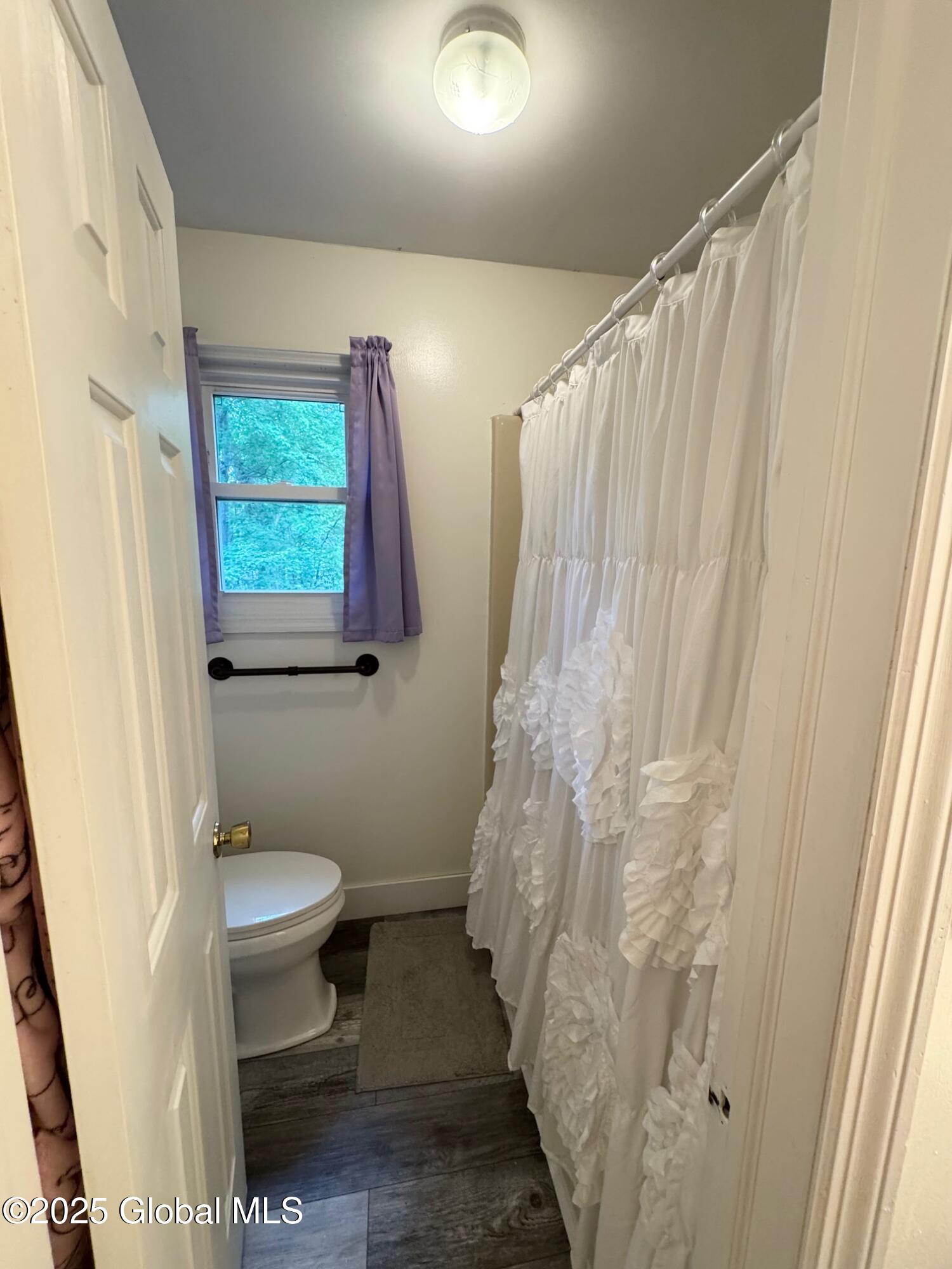 31 Dunwoodie Road Bethlehem, NY 12077 - Photo 30 of 58 IMG_9652