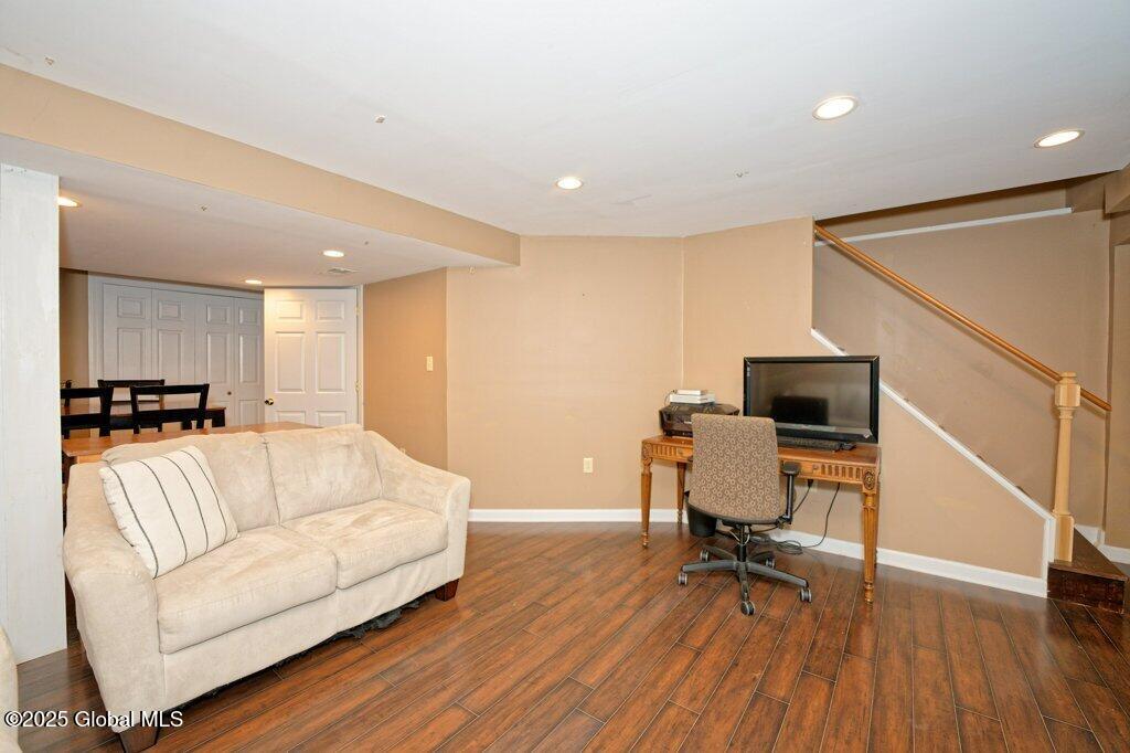 31 Dunwoodie Road Bethlehem, NY 12077 - Photo 34 of 58 031-5 Basement 3_m