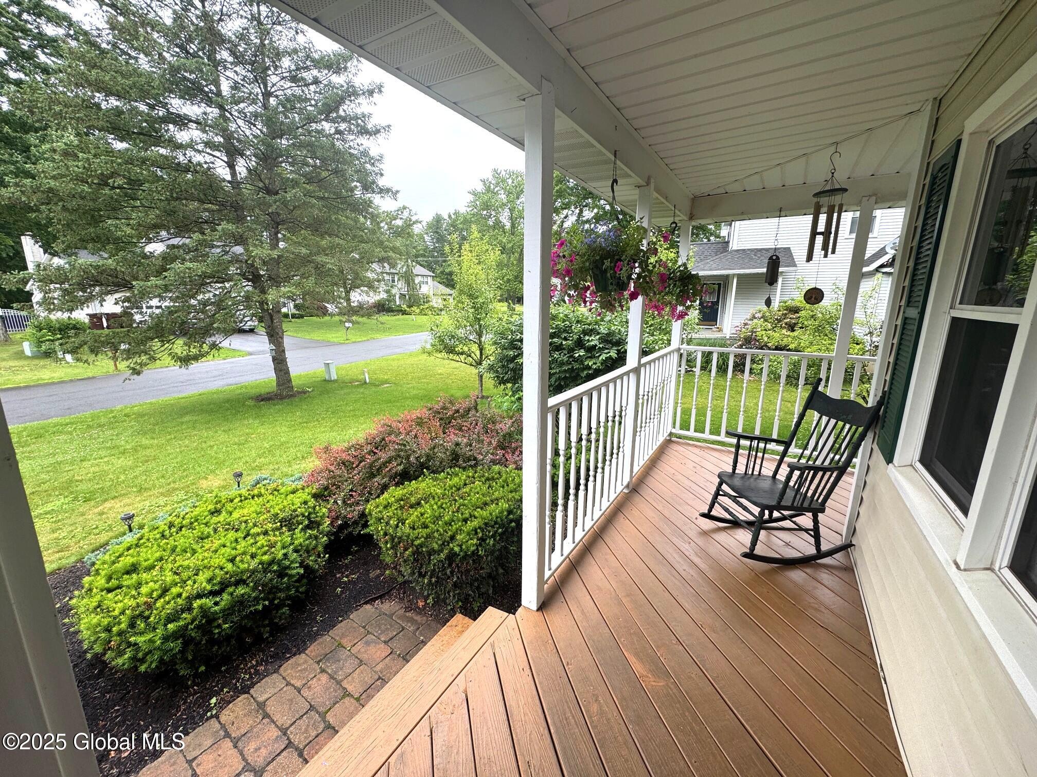 31 Dunwoodie Road Bethlehem, NY 12077 - Photo 42 of 58 IMG_9610