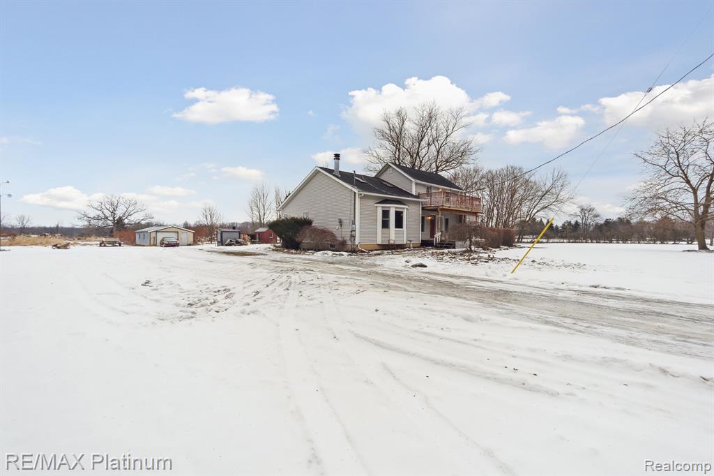 7366 West Allen Road Fowlerville, MI 48836 - Photo 3 of 41