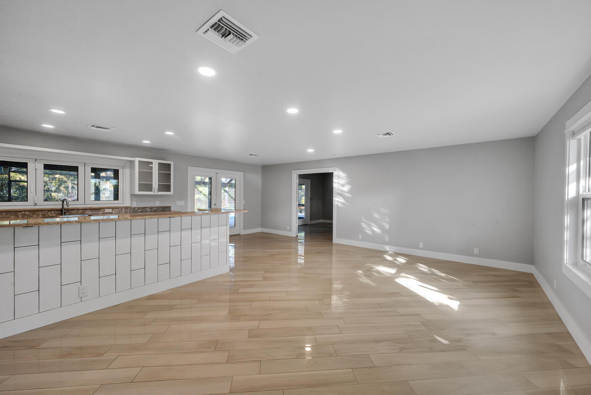 24 Fieldway Drive Sewall's Point, FL 34996 - Photo 28 of 37 3CAD5DE2-28ED-4442-AFA3-50F84A45A23D