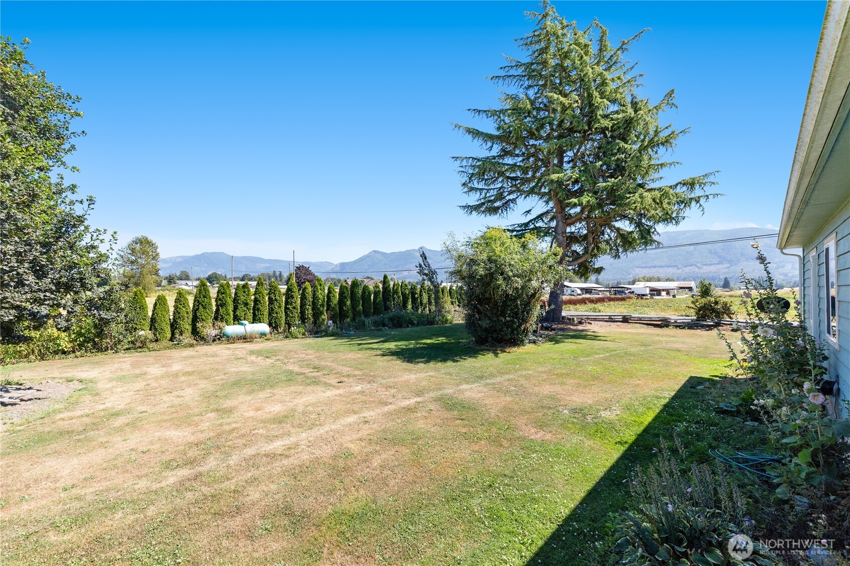 27413 Burmaster Road Sedro-Woolley, WA 98284 - Photo 21 of 39 Gallery Image 21