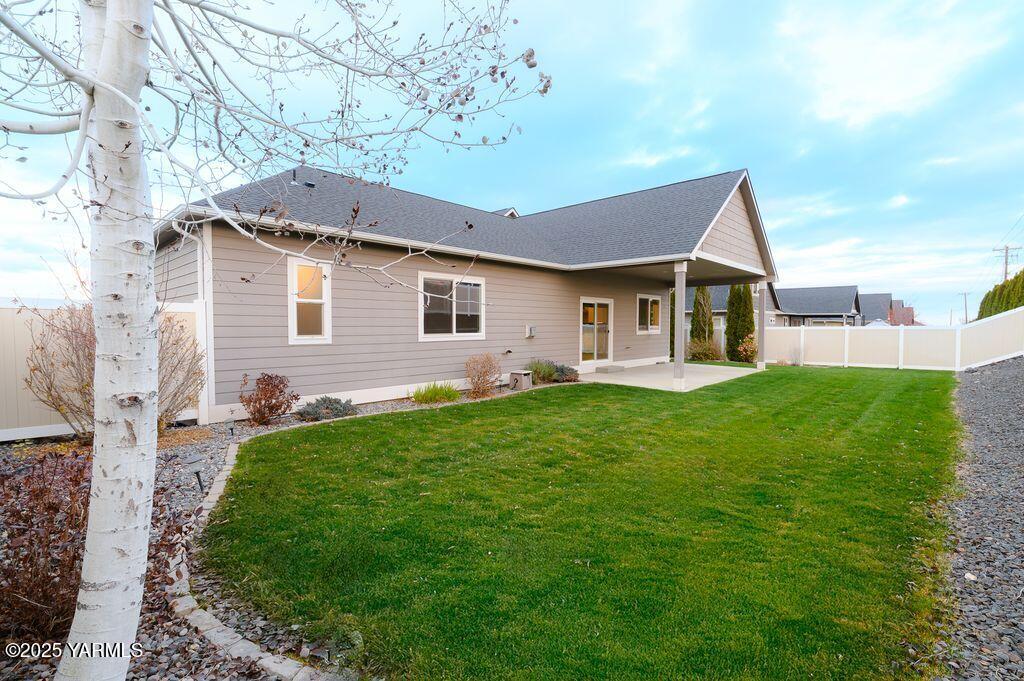 7310 Whitman Avenue Yakima, WA 98903 - Photo 26 of 31 .
