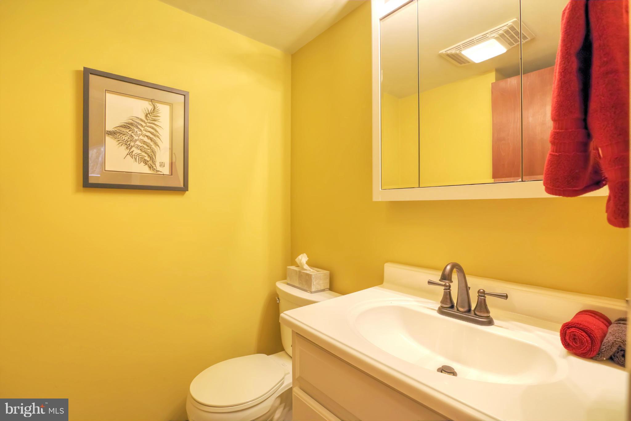 10701 Gambrill Park Road Frederick, MD 21702 - Photo 21 of 30 Bath