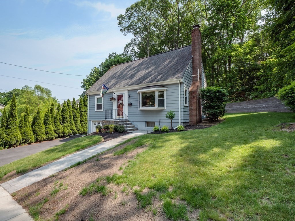 39 Echo Street Melrose, MA 02176 - Photo 31 of 32 a house view with a garden space