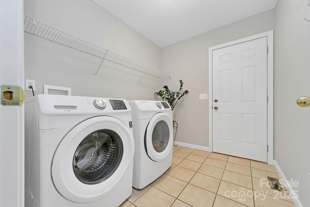 43 Redden Road Hendersonville, NC 28739 - Photo 13 of 29